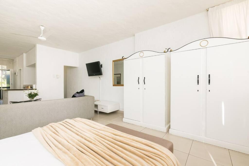 Inn & Out Sandton Park Johannesburg Ngoại thất bức ảnh