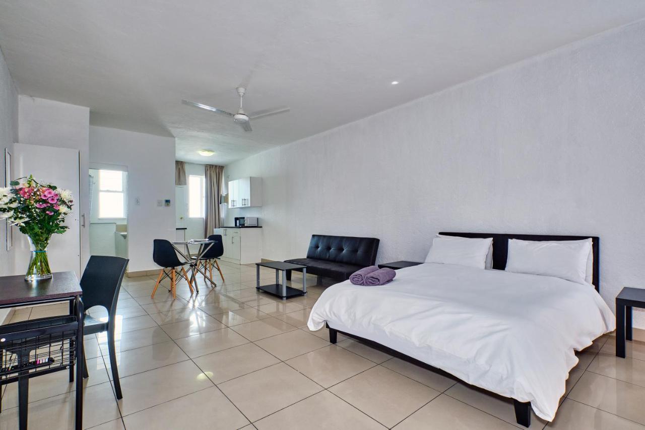 Inn & Out Sandton Park Johannesburg Ngoại thất bức ảnh