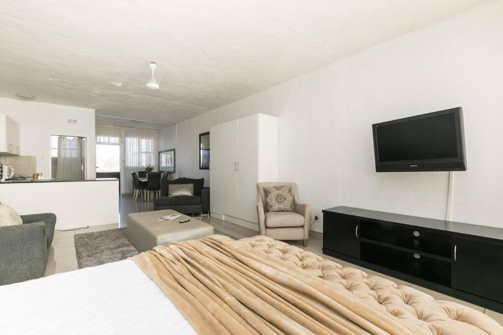 Inn & Out Sandton Park Johannesburg Ngoại thất bức ảnh
