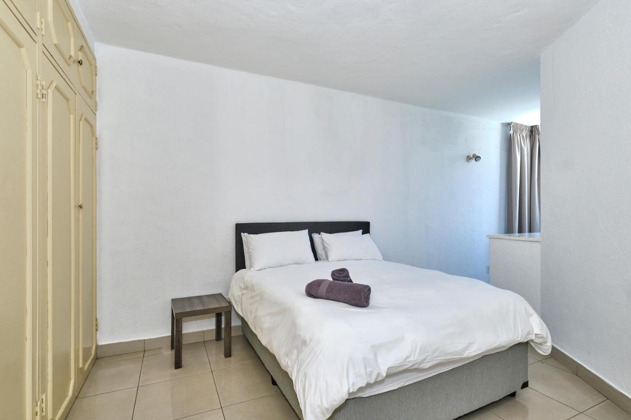 Inn & Out Sandton Park Johannesburg Ngoại thất bức ảnh