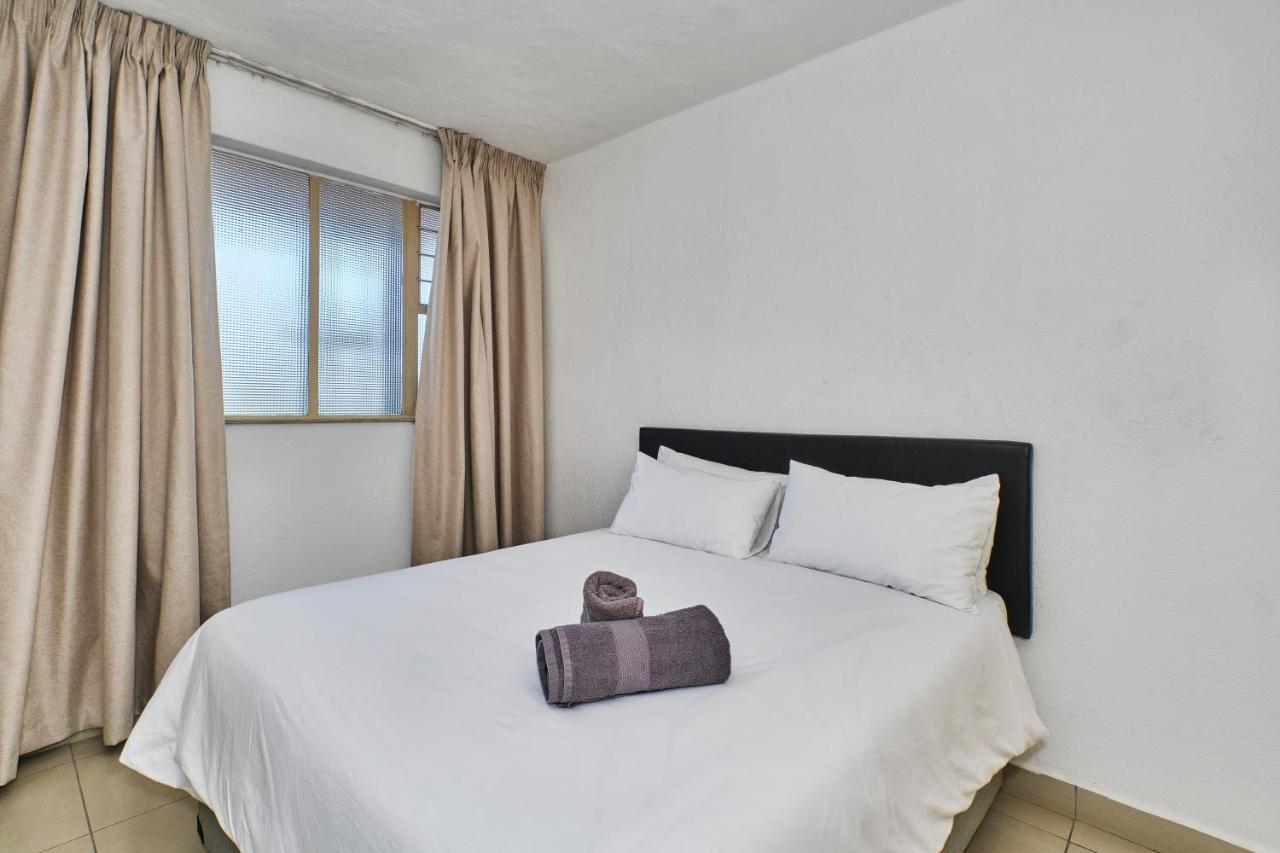 Inn & Out Sandton Park Johannesburg Ngoại thất bức ảnh