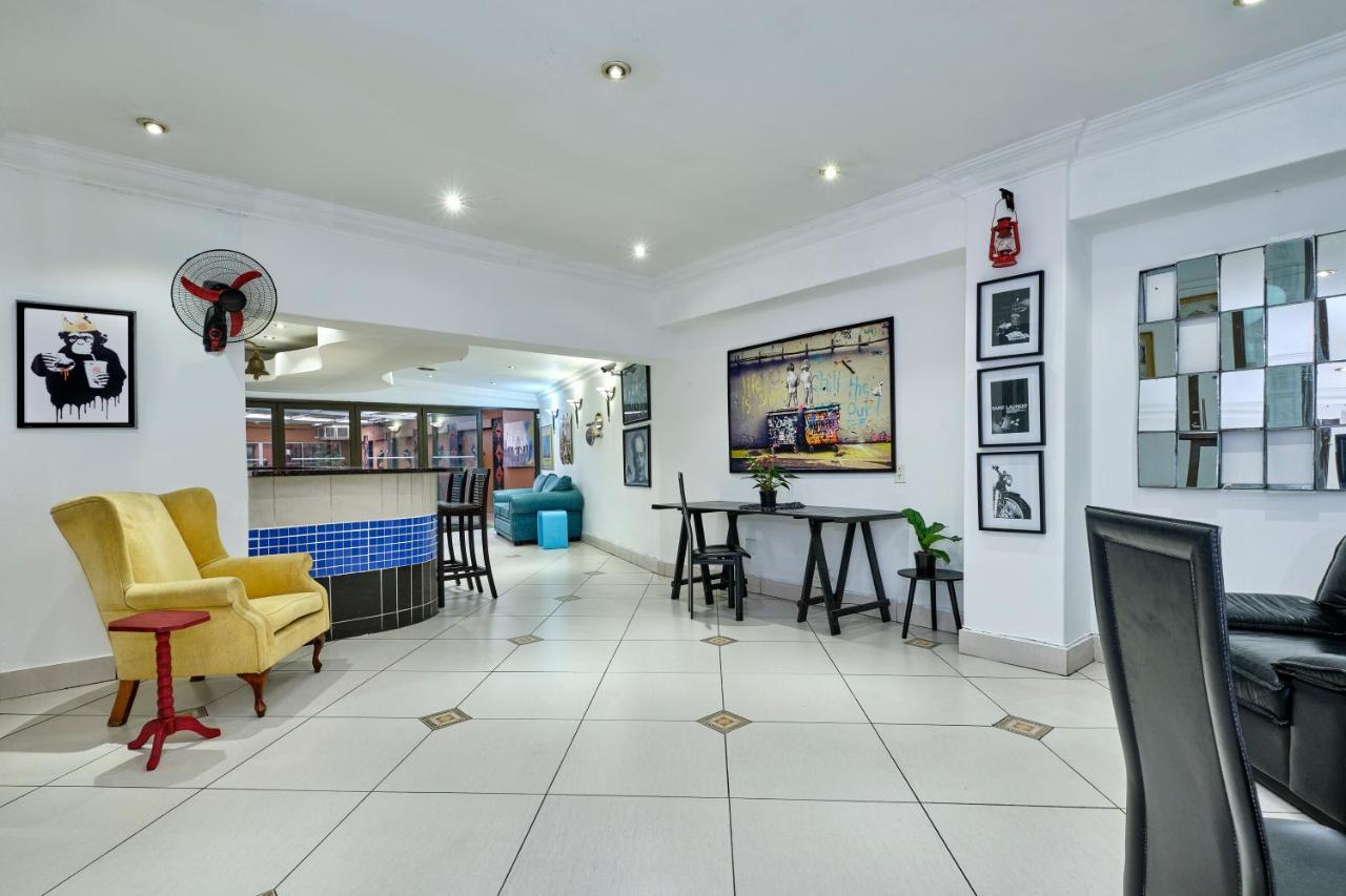 Inn & Out Sandton Park Johannesburg Ngoại thất bức ảnh
